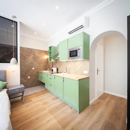 Zachar Apartment *