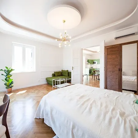 Zachar Apartment