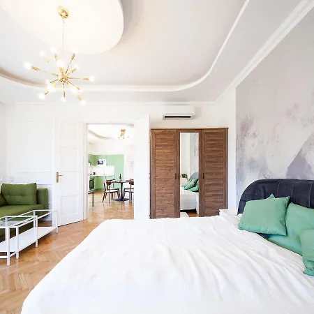 Zachar Apartment *